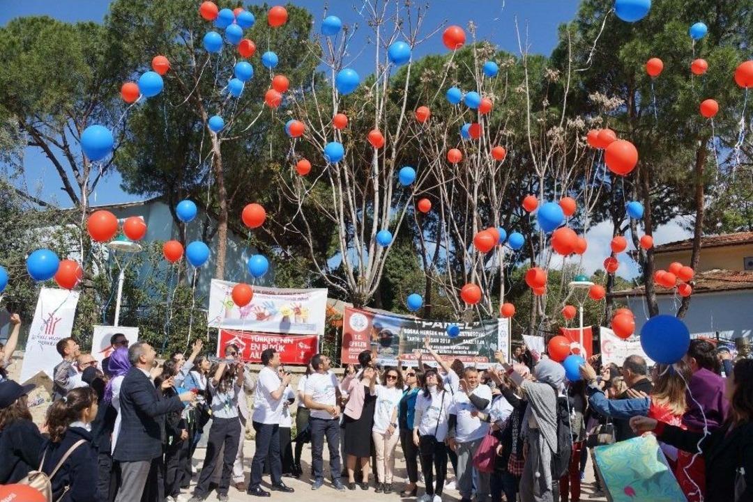 Aydın&rsquo;da &ldquo;d&uuml;nya Otizm Farkındalık G&uuml;n&uuml;&rdquo; Etkinliği Ger&ccedil;ekleştirildi