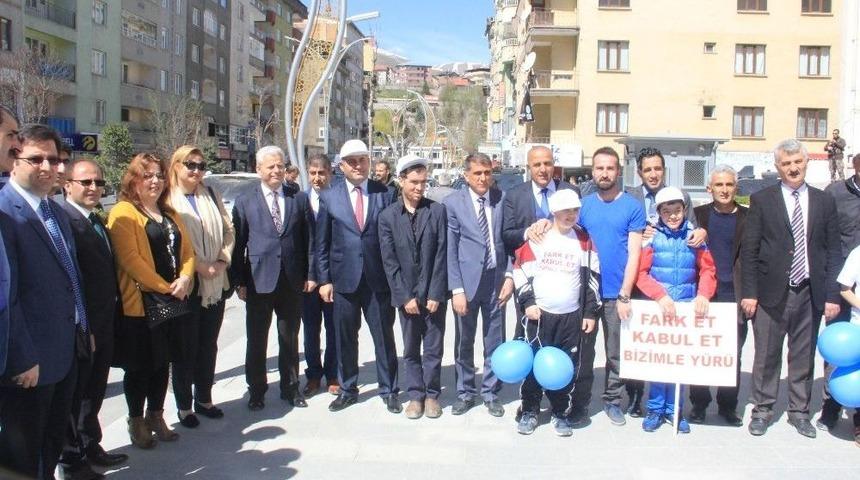 Hakkari&rsquo;de &ldquo; 2 Nisan Otizm Farkındalık&rdquo; Y&uuml;r&uuml;y&uuml;ş&uuml; D&uuml;zenlendi