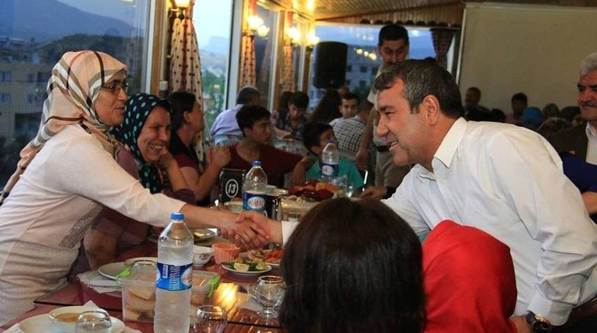 Başkan Yılmaz, Şehit Ve Gazi Aileleriyle İftarda Buluştu