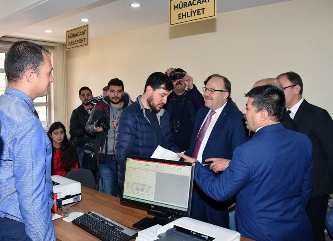 Pasaport Ve Ehliyet Artık N&uuml;fus Vatandaşlık M&uuml;d&uuml;rl&uuml;ğ&uuml;ne Devredildi