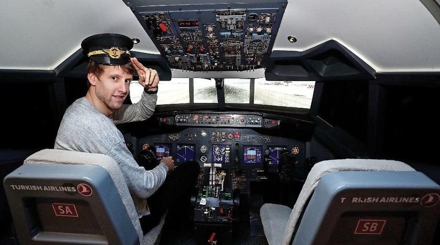 Vesely: &ldquo;hedefimiz Yine B&uuml;t&uuml;n Kupaları Almak&rdquo;