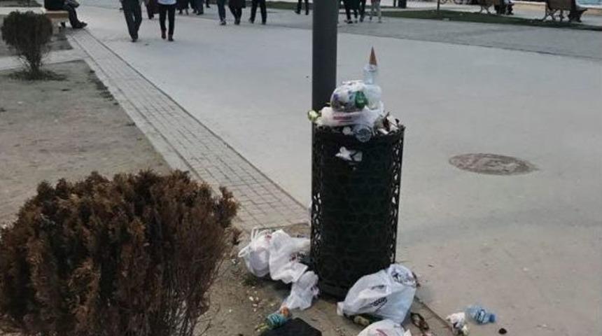 Mudanya Sahili &Ccedil;&ouml;pl&uuml;ğe D&ouml;nd&uuml;