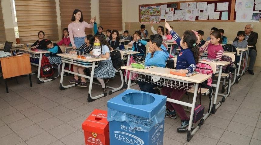 B&uuml;y&uuml;kşehir Belediyesi&rsquo;nden &Ouml;ğrencilere &Ccedil;evre Ve Geri D&ouml;n&uuml;ş&uuml;m Eğitimi