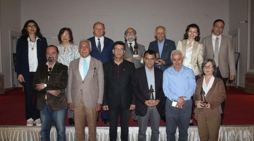 Puduhepa &Ouml;d&uuml;lleri Sahiplerini Buldu