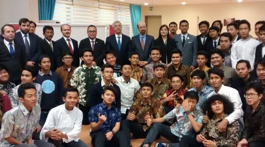 Endonezyalı &Ouml;ğrencilerle Tanışma Toplantısı