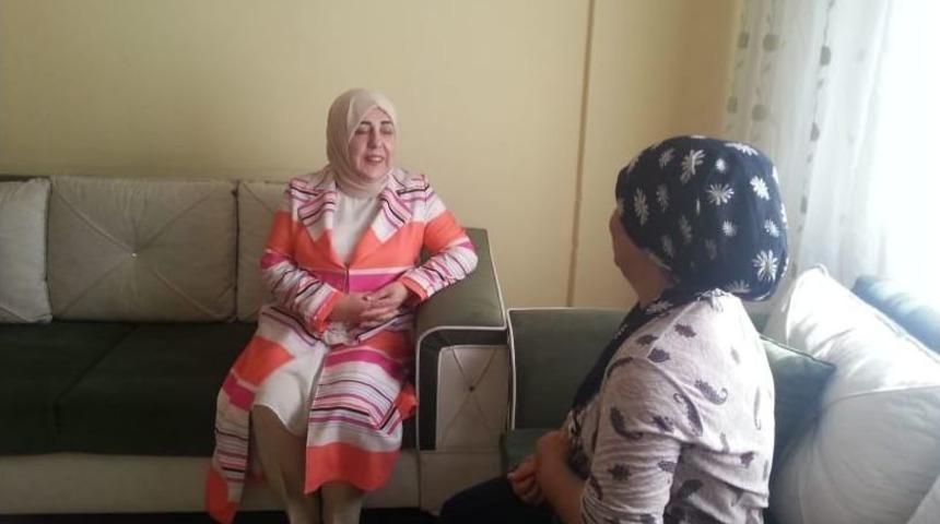 Ayşe Kam&ccedil;ı Melikgazi&rsquo;de Ev Ziyaretlerinde