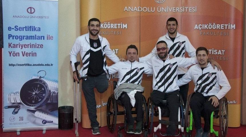 Açıköğretim Öğrencileri Engelleri Aştı