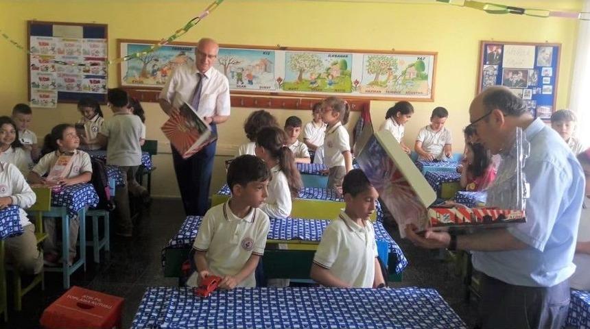 Atık Pil Toplama Kampanyasına &Ouml;ğrencilerden Destek