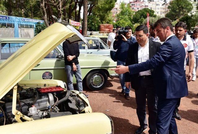 Dokuma’da Klasik Mercedes Buluşması