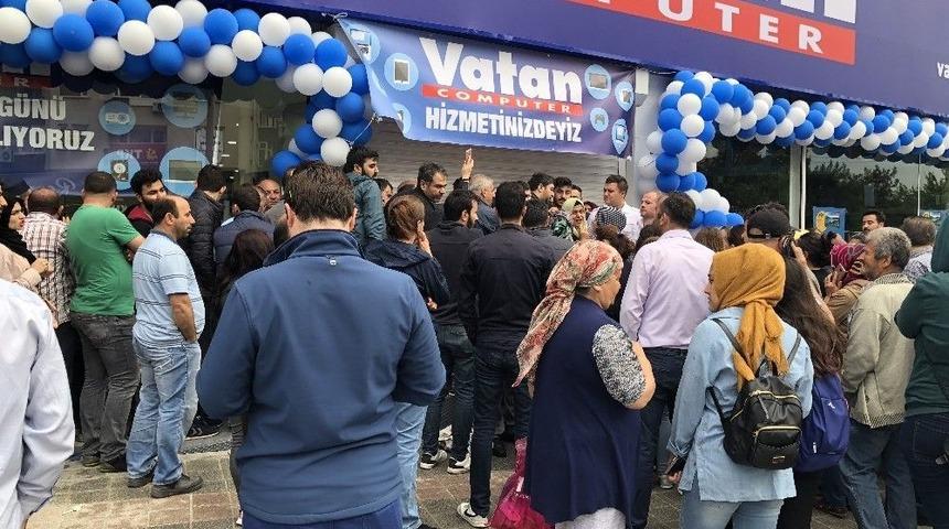 Onları Yağmur Da Durduramadı