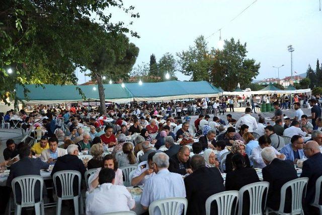 Muğla Protokolü İftar Yemeğinde Buluştu