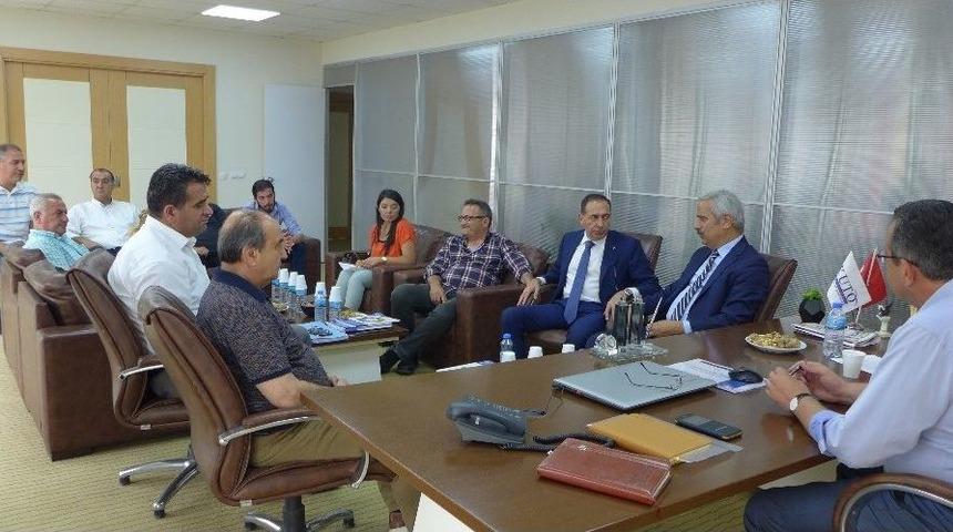 Kaymakam Aksoy&rsquo;dan Kuşadası Ticaret Odası&rsquo;na Ziyaret