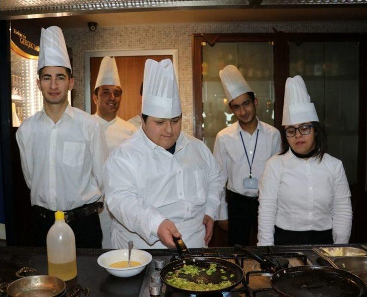 Engellilerden Beş Yıldızlı Hizmet G4