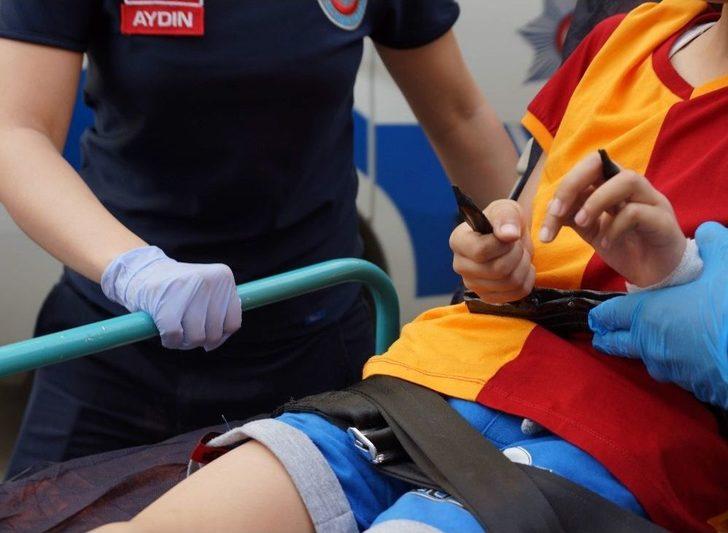 Kapıyı Kullanmayınca, Koluna Saplanan Demirle Hastaneye Kaldırıldı G5