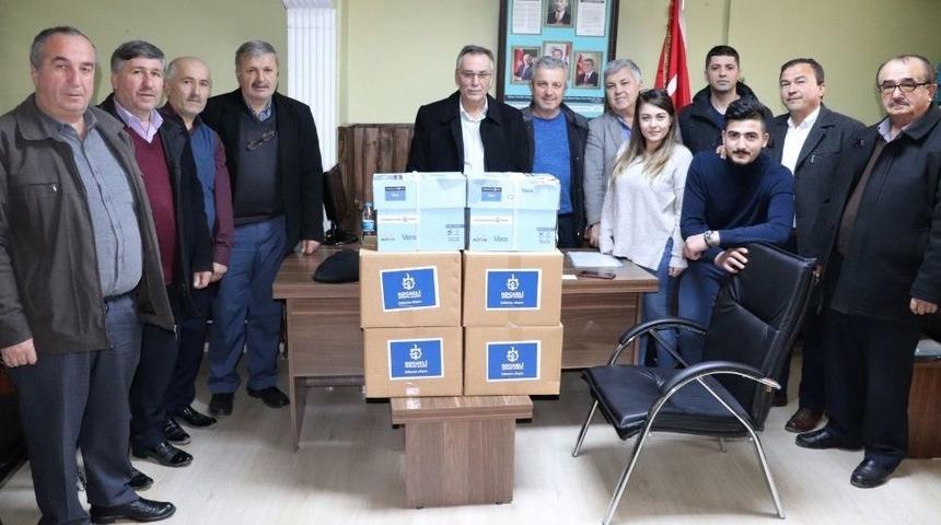 B&uuml;y&uuml;kşehirden Muhtarlara Kırtasiye Yardımı