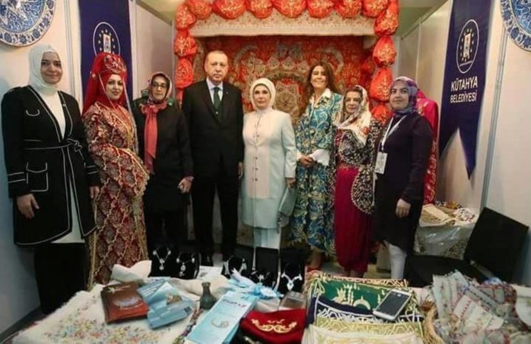 Cumhurbaşkanı Erdoğan, K&uuml;tahya Standına Hayran Kaldı