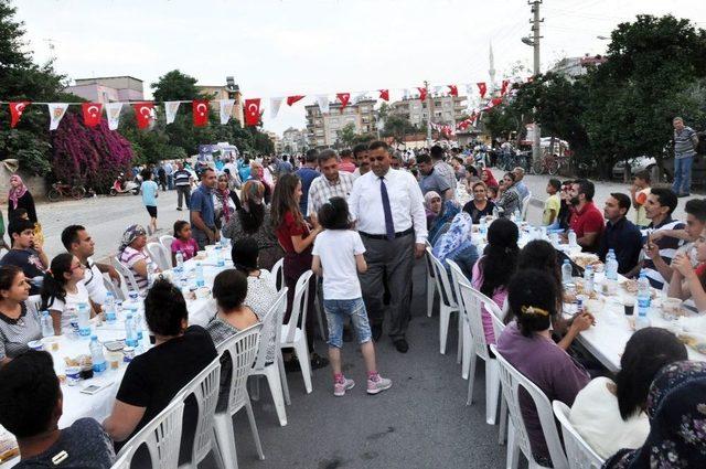 Tarsus’ta Ramazan Güzelliği Mahallelerde Devam Ediyor