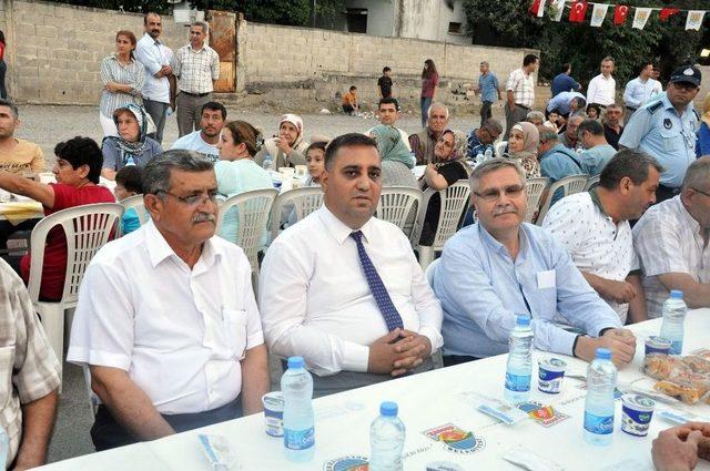 Tarsus’ta Ramazan Güzelliği Mahallelerde Devam Ediyor