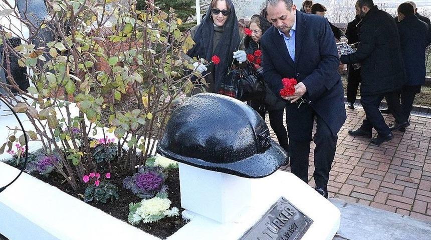 Efsane Başkan Metin T&uuml;rker Mezarı Başında Anıldı