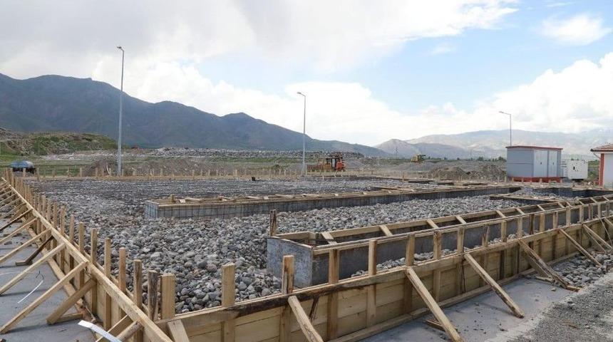 Kesimevi Ve Katı Atık Depolama Tesis &Ccedil;alışmaları Devam Ediyor