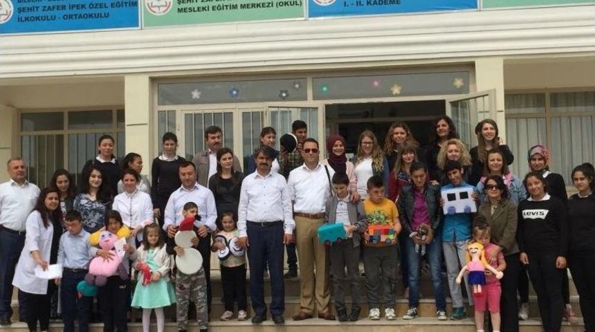 &Ccedil;izdikleri Hayalleri Oyuncakları Oldu