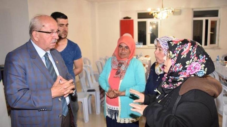 Başkan Albayrak Yenik&ouml;y Mahallesi&rsquo;nde Sahur Programına Katıldı