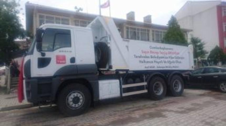 Türkiye Belediyeler Birliği, Aslanapa Belediyesi’ne Kamyon Hibe Etti