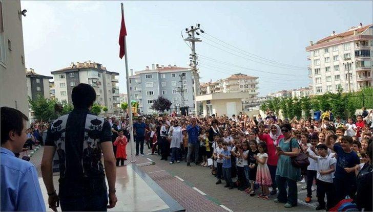 Milli Kaleci Tolga Zengin Öğrencilerle Buluştu G1