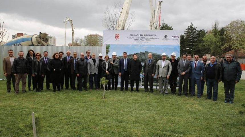 Ag&uuml; Laboratuar Sayısını Artırdı