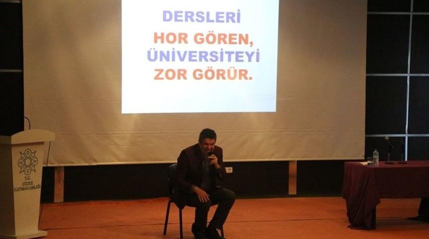 Cizreli &Ouml;ğrenciler, &Ouml;ğrenme Stillerini Uzmanından Dinledi