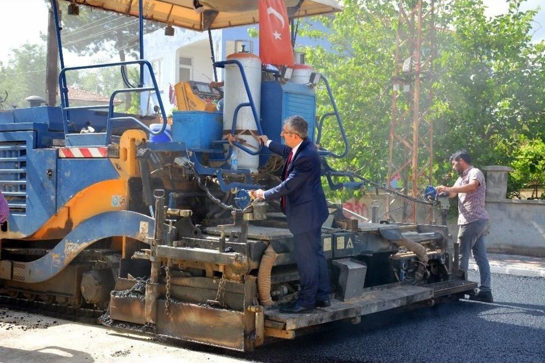 Zile&rsquo;de 50 Bin Metre Kare Asfalt