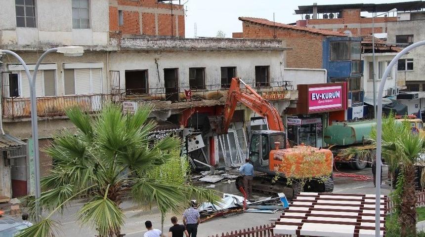 B&uuml;y&uuml;k Değişimde &Uuml;mmet Akın İmzası