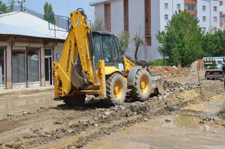 Yüksekova’da Elektrik Telleri Yer Altına Alınıyor G5