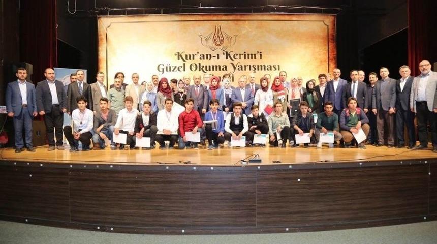 K&uuml;tahya&rsquo;da &rsquo;kur&rsquo;an-ı Kerim&rsquo;i G&uuml;zel Okuma Yarışması