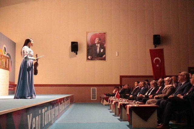 Ahi Evran Üniversitesinde Sultan Abdülhamit Oyunu Sergilendi