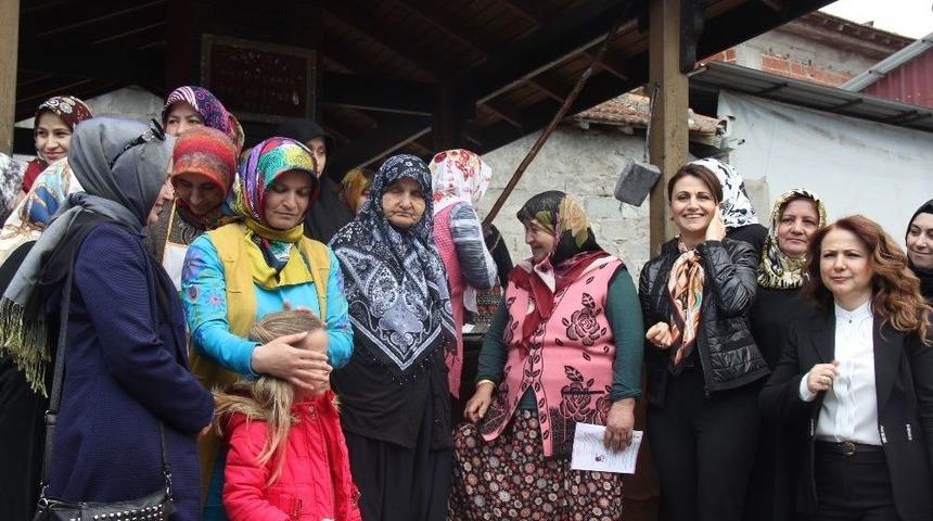 K&ouml;yl&uuml; Kadınlar, Kanser Hakkında Bilgilendirildi