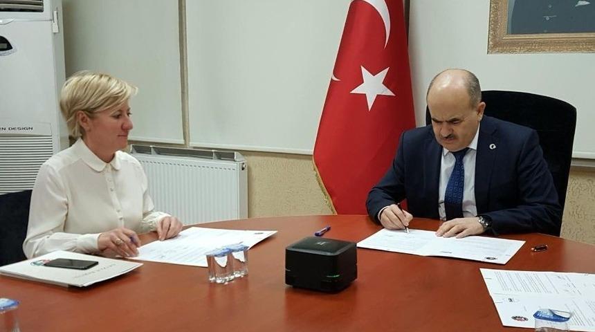 Hukuk Okur Yazarlığı Protokolü İmzalandı