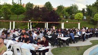 Çomü Ve Hüseyin Akif Terzioğlu Şevkat Yuvası Vakfı İle Her Akşam Öğrencilere İftar İkramı