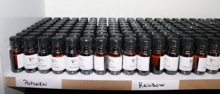 Polisten Kaçak Elektronik Sigara Likidi Operasyonu G4