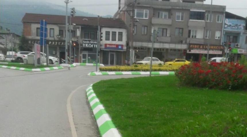 Sapanca&rsquo;nın Genelinde Bakım &Ccedil;alışmaları Hızlandı