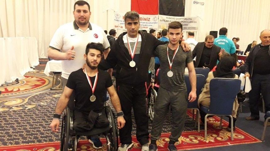 Aydınlı Sporcular Engel Tanımadı