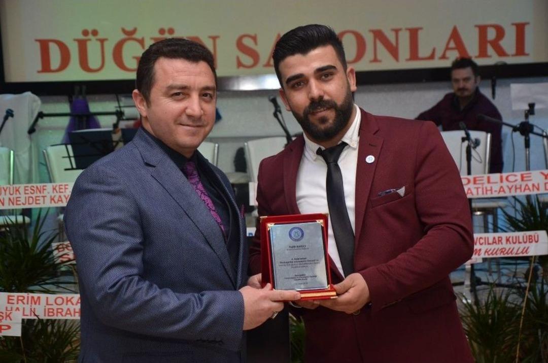 Dodurgalılar Derneği&rsquo;nin Gecesinde Siyaset D&uuml;nyası Bir Araya Geldi