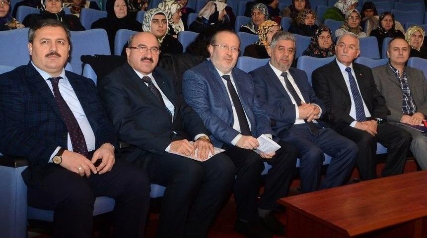 Esog&uuml;&rsquo;de &rsquo;hz. Peygamber&rsquo;in Davranış Modelleri&rsquo; Paneli D&uuml;zenlendi