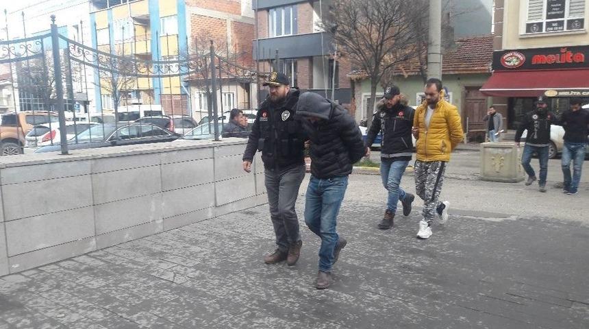Eskişehir&rsquo;de Uyuşturucu Operasyonu; 7 G&ouml;zaltı