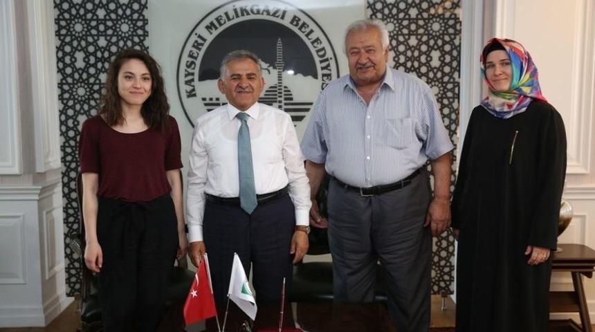 Melikgazi&rsquo;den Kızılay&rsquo;a Bina Tahsisi