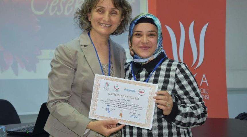 Van’da ‘güçlü Ebelerle Anne Ve Bebeği Emin Ellerde’ Eğitimi