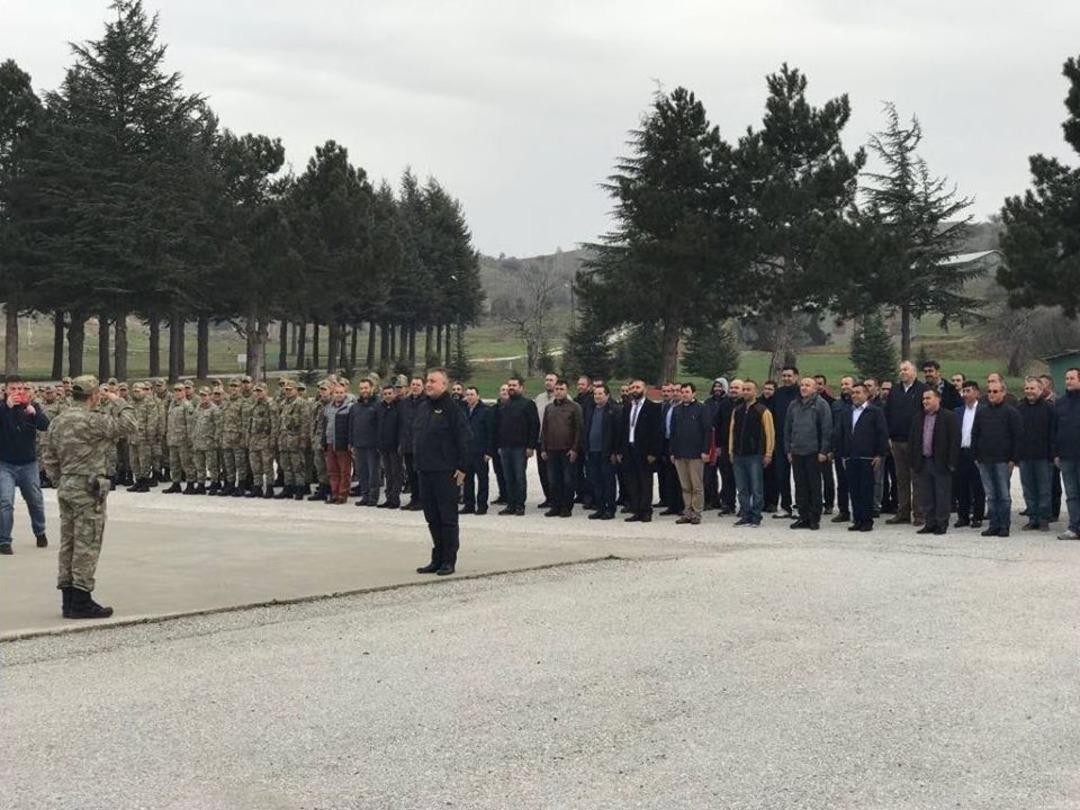 17 Yıl Sonra Aynı B&ouml;l&uuml;kte Buluştular
