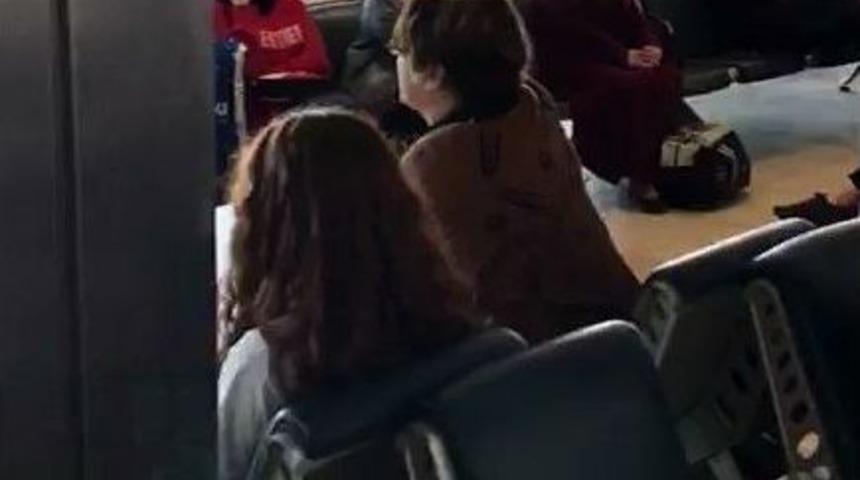 Atat&uuml;rk Havalimanı&rsquo;nda Sarıklı Şahsa &Ccedil;irkin Saldırı