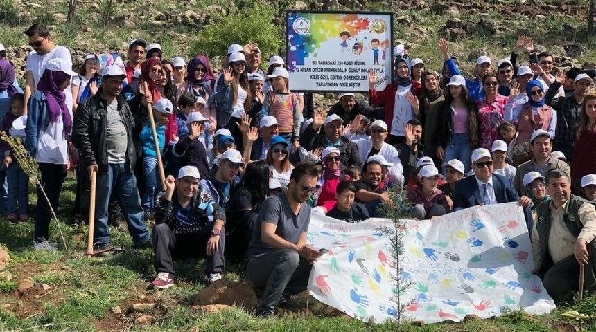 2 Nisan D&uuml;nya Otizm Farkındalık G&uuml;n&uuml; Nedeniyle Etkinlik D&uuml;zenlendi