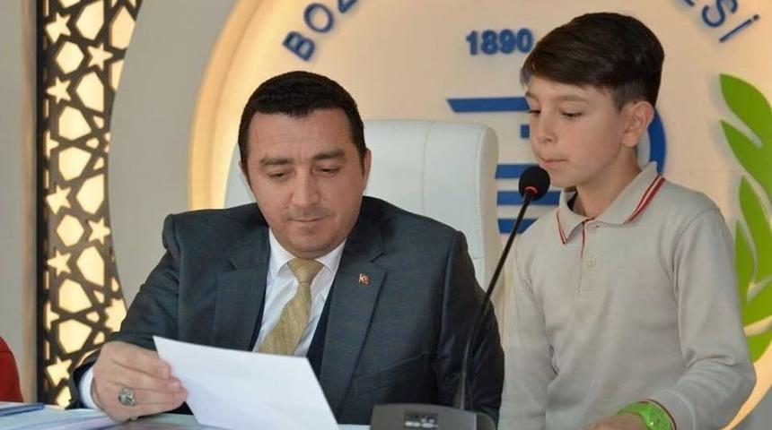 Boz&uuml;y&uuml;k İl&ccedil;e Belediye Meclisi Nisan Ayı Olağan Meclis Toplantısı